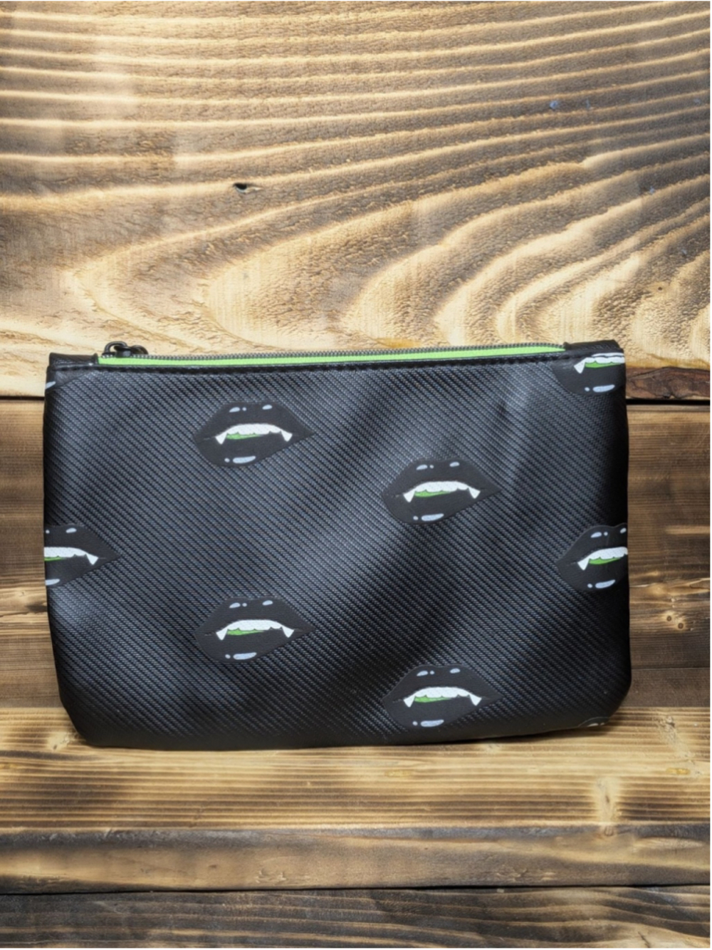 Ipsy Black Faux Leather Makeup Bag Vampire Lips Green Zipper Cosmetic Pouch